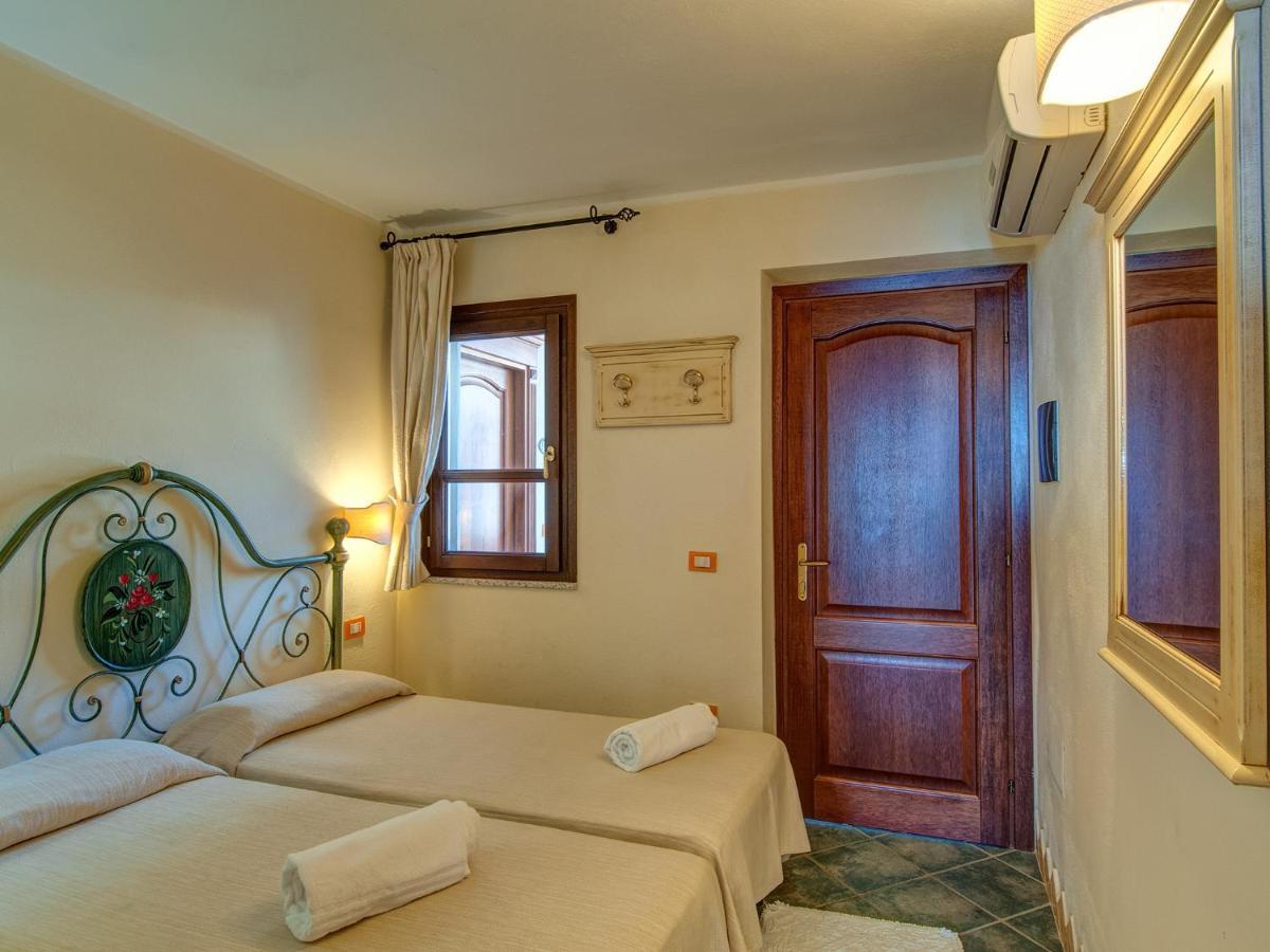 Guest House Dolce Vita Cala Gonone Exterior foto